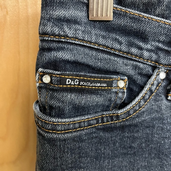 Dolce and Gabbana straight jeans - Picture 2 of 6